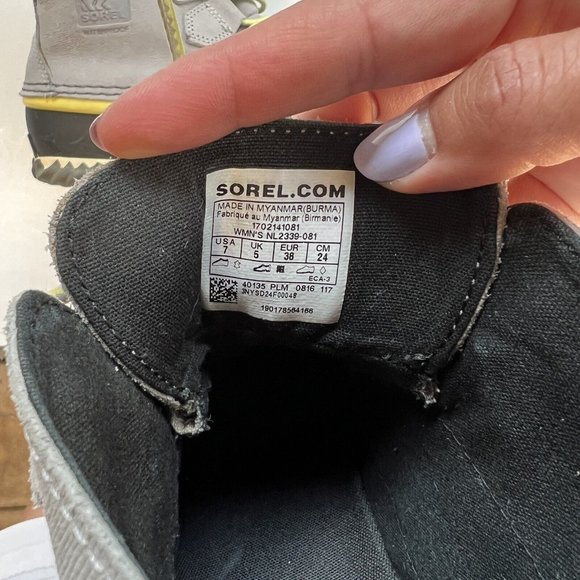 Sorel Size 7 Out n About Rain Boots Zest/Dove Patent Leather Vulcanized Rubber - Picture 9 of 9